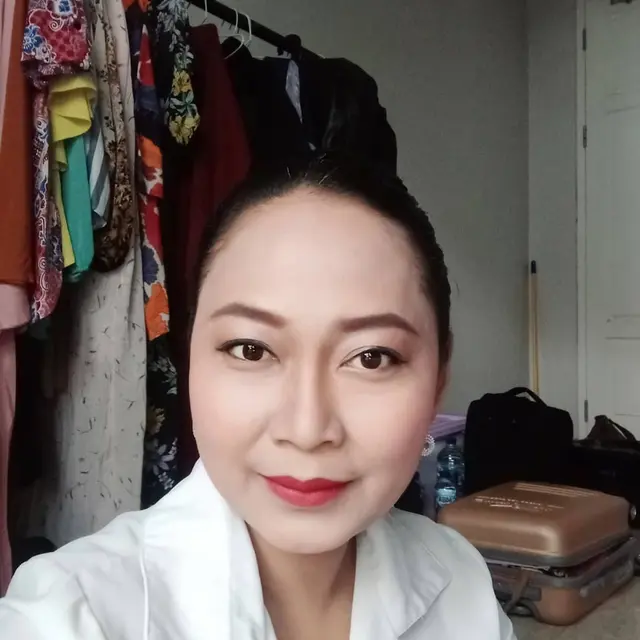 Masih Ingat Parti Istri Ucup di Bajaj Bajuri? Ini 6 Potret Terbarunya Bikin Pangling
