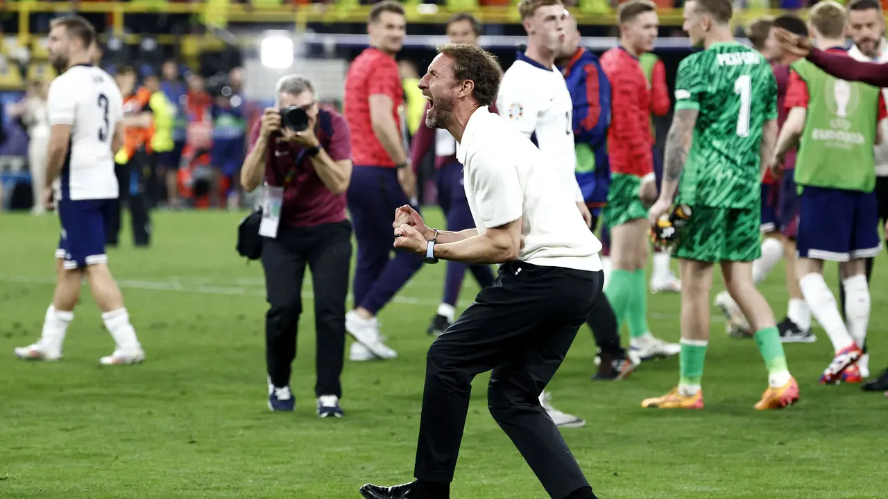 Foto: Luapan Kebahagiaan Gareth Southgate Setelah Membawa Inggris ke Final, Bayar Tunai Keraguan Fans