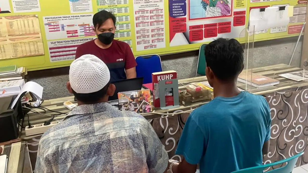 Tersangka illegal logging (pembalakan liar) di Aceh Besar (Liputan6.com/Ist)
