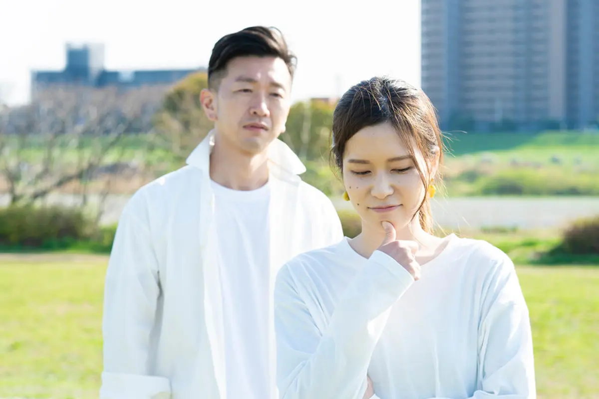 couple cinta tidak cocok marah