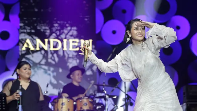 [Fimela] Penampilan Andien di BNI Java Jazz Festival 2022