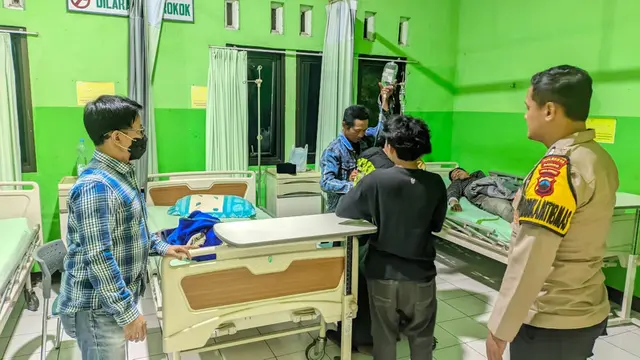 Aparat polisi terus memantau evaluasi para korban ke Puskesmas dan rumah sakit.