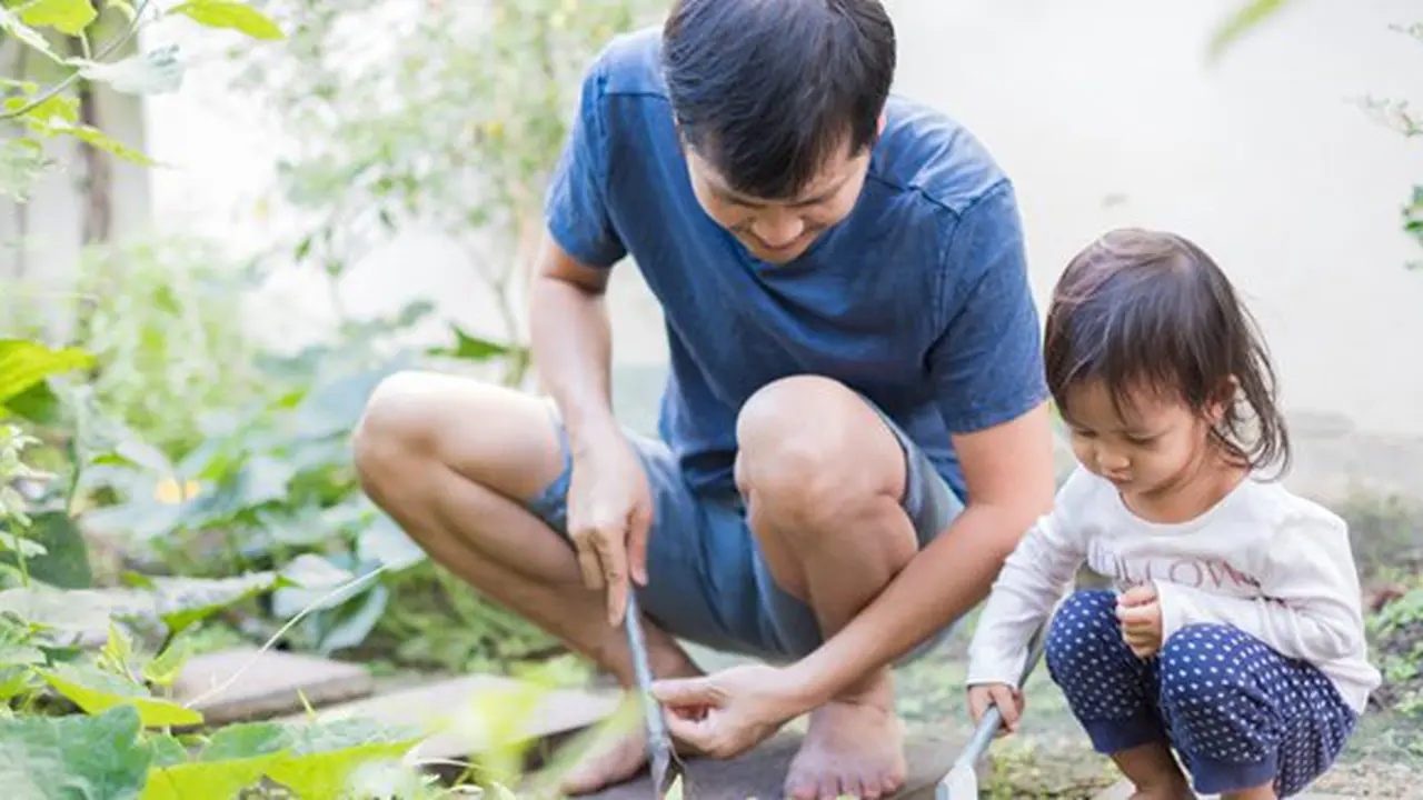 Melibatkan anak./Copyright shutterstock.com