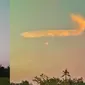 Fenomena alam langka terjadi di langit Blora, Jawa Tengah, Selasa sore (30/6/2020) sekitar pukul 17.32 WIB.(Liputan6.com/ Ahmad Adirin)