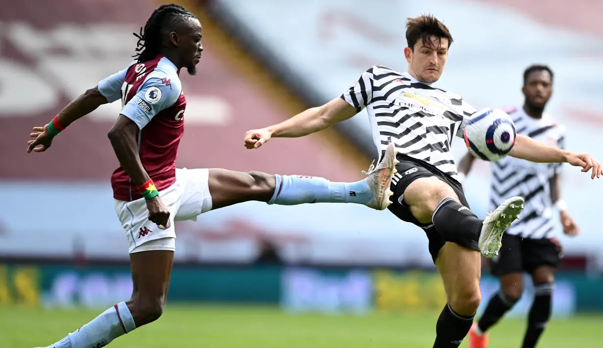 Pada akhirnya tak ada lagi gol yang tercipta. Aston Villa dipaksa bertekuk lutut dengan skor 1-3 oleh Manchester United. (Foto: AFP/Pool/Shaun Botterill)