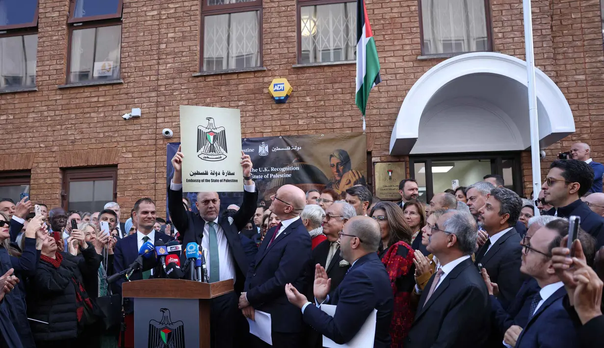 Selain Inggris, Australia dan Kanada juga mengumumkan pengakuan resmi terhadap negara Palestina pada awal Minggu 21 September 2025. (Adrian DENNIS/AFP)