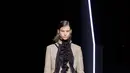 Sebagai Direktur Kreatif Dior untuk lini wanita, ia terinspirasi dari sejarah mode dan ingin menunjukkan bahwa pakaian bukan hanya soal penampilan, tapi juga simbol budaya, estetika, dan sosial.  [Dok/Dior],