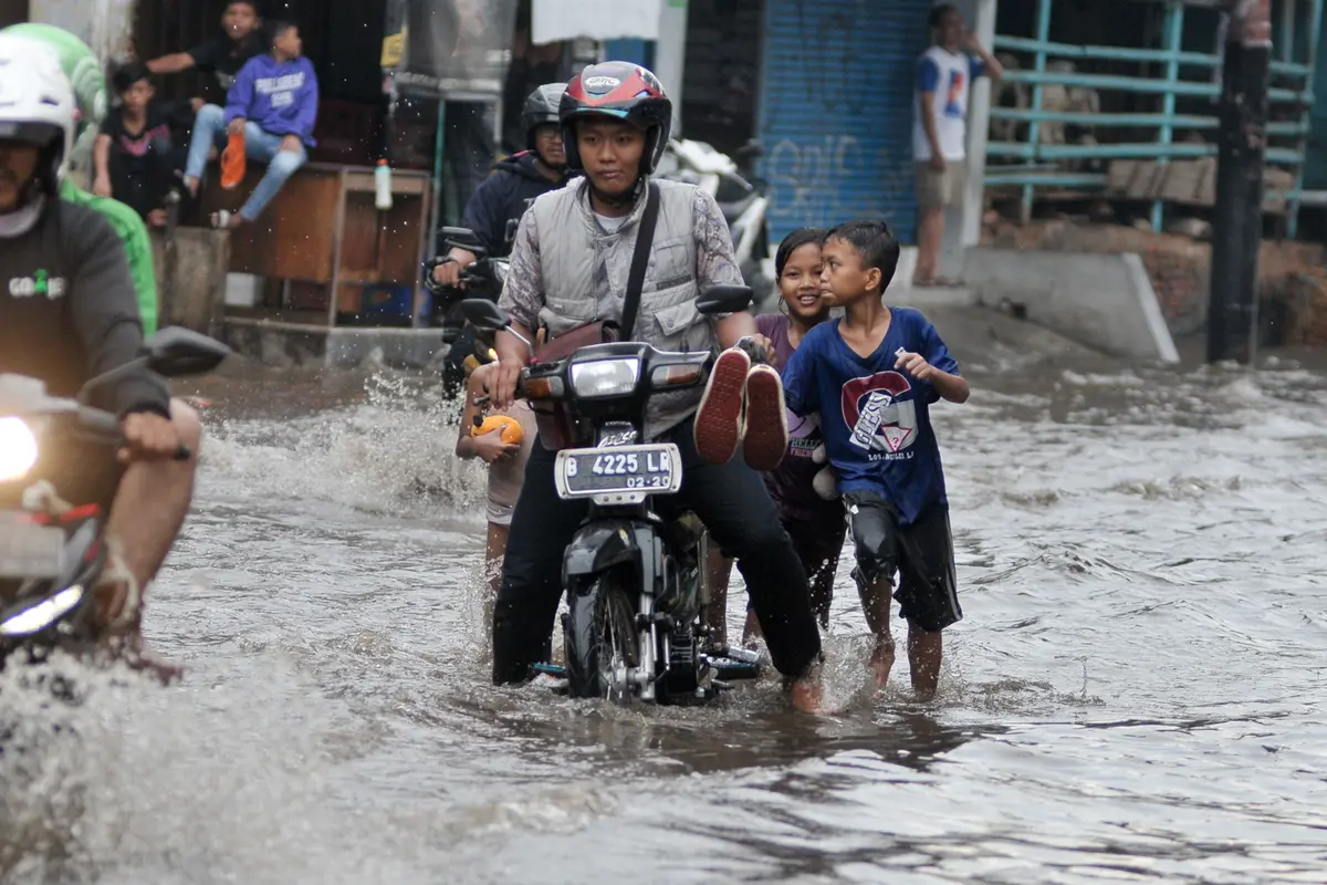 20160720-Banjir-Jakarta-YR