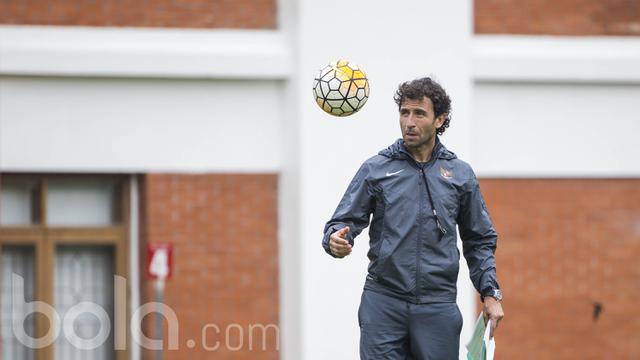 Luis Milla, Timnas Indonesia U-22