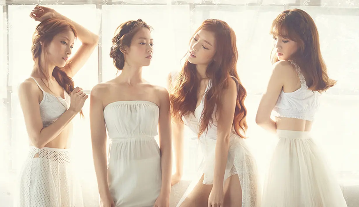 Pemilik nama Jung Nicole ini adalah personel Kara pertama yang memutuskan untuk keluar. Ia resmi meninggalkan Kara pada 14 Januari 2014 setelah kontraknya berakhir. (Foto: Soompi.com)