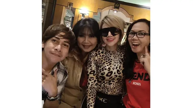 6 Gaya Barbie Kumalasari dengan Rambut Barunya, Padukan Shaggy dan Yongen Bob