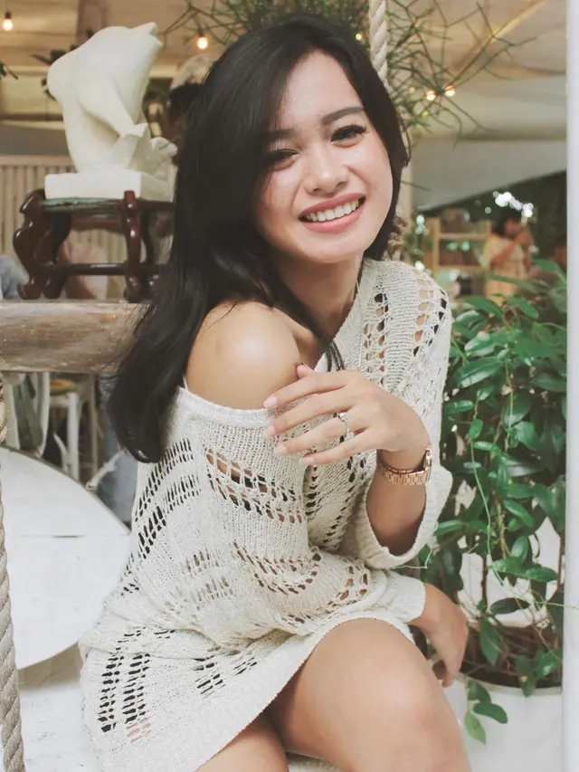 Potret Ulfi Damayanti putri Elly Sugigi
