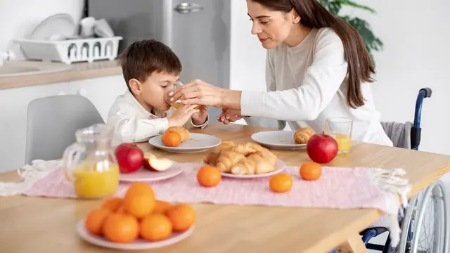 Ilutrasi makan bergizi/freepik.com