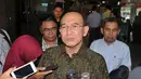 Usai menjenguk, Suryadharma Ali mengatakan kondisi Suhardi memprihatinkan dan belum dapat berkomunikasi, Jakarta, Rabu (27/8/14). (Liputan6.com/Miftahul Hayat) 