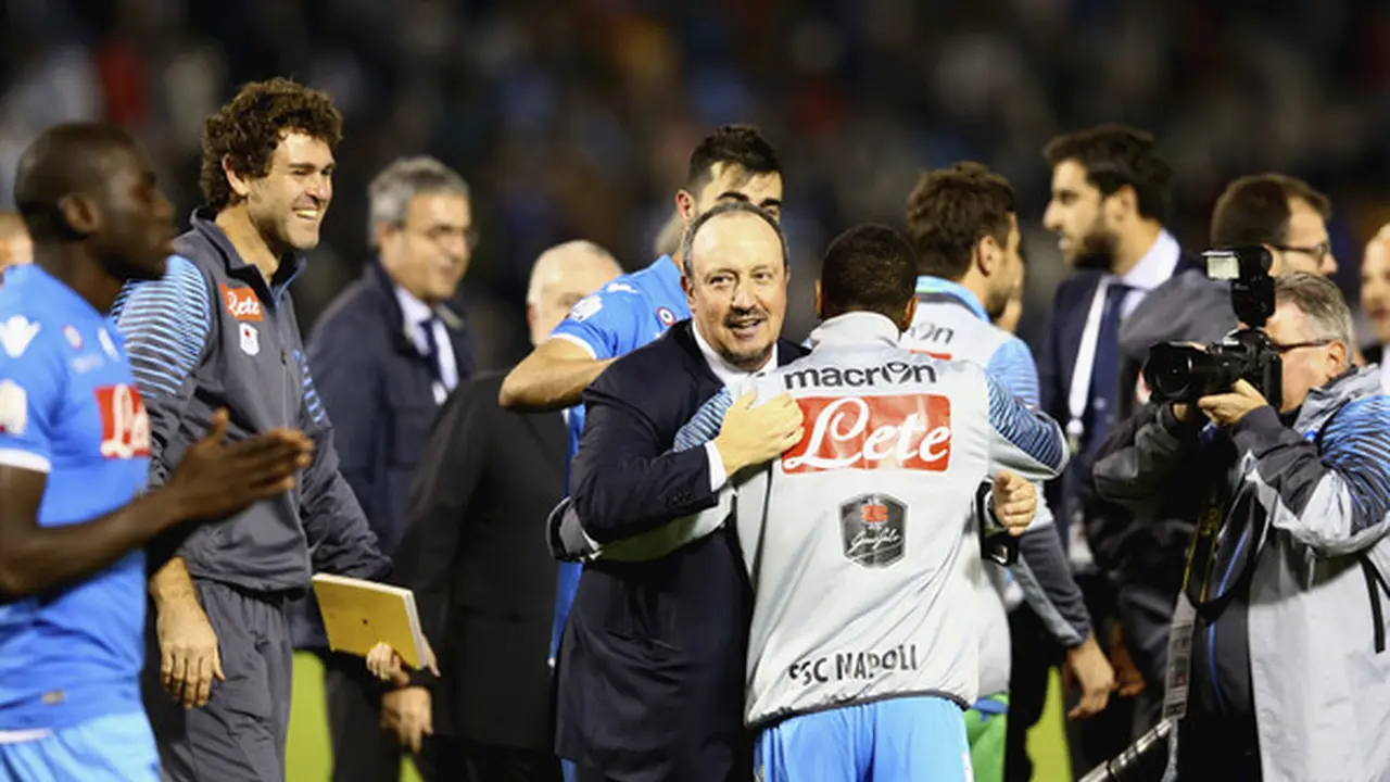 Gawang Tetap Perawan, Benitez Puji Barisan Belakang Napoli