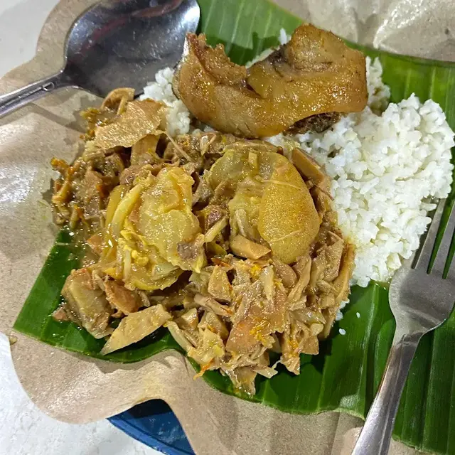 6 Rekomendasi Nasi Kikil di Jombang, Kuliner Legendaris Cita Rasa Menggoda