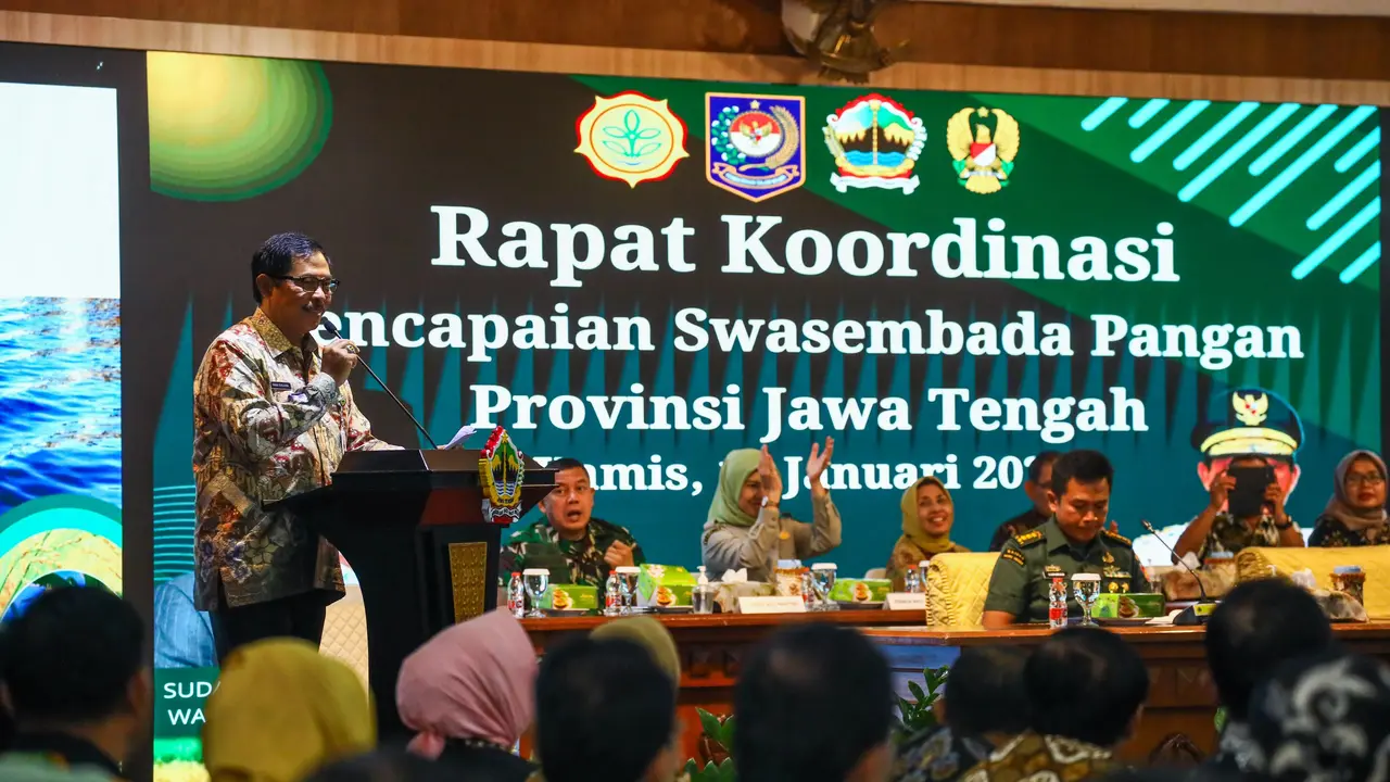 Pj Gubernur Nana Sambut Positif Target Produksi Padi 11,8 Juta Ton di Jateng pada 2025