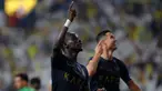 Pemain Al-Nassr, Sadio Mane melakukan selebrasi setelah mencetak gol ke gawang Al-Ettifaq pada laga Piala Raja Arab Saudi 2023 yang berlangsung di Awwal Park Stadium, Ryadh, Arab Saudi, Rabu (01/11/2023) dini hari WIB. (Twitter/@AlNassrFC)