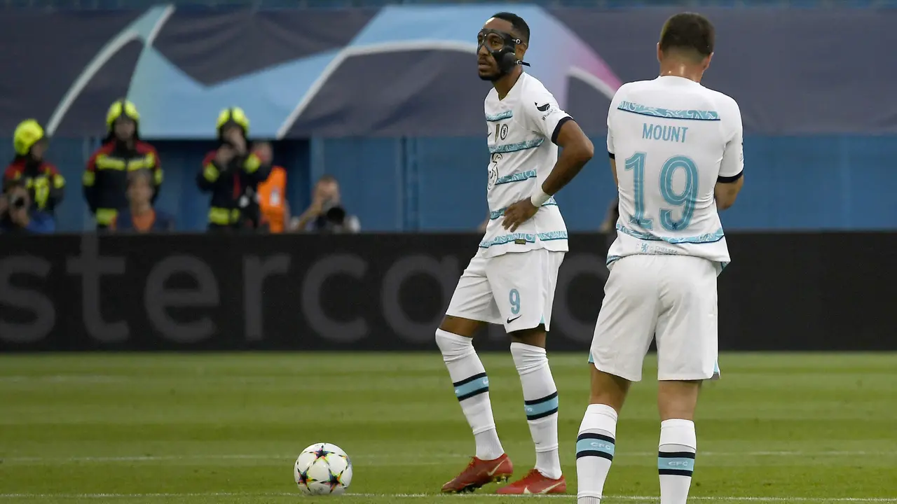 Foto: Gol Dianulir VAR, Debut Aubameyang Bersama Chelsea di Liga Champions Berakhir Pahit