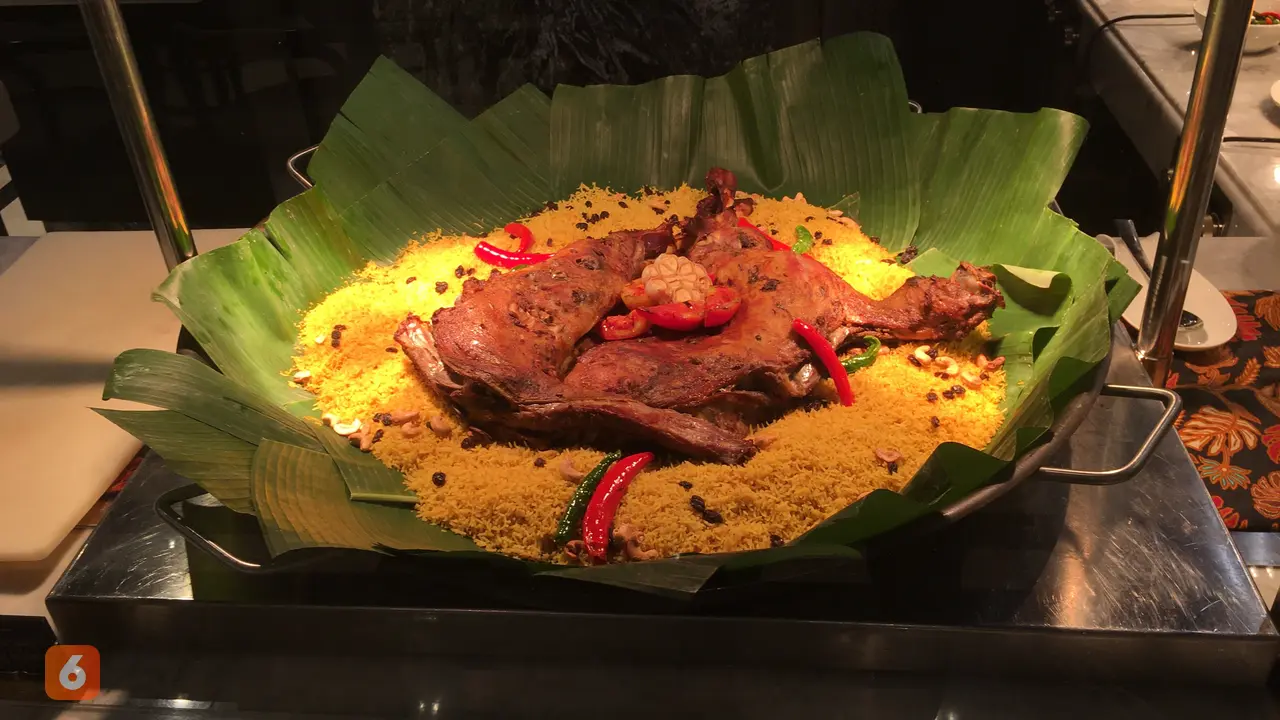 Kambing Guling dan Nasi Biryani
