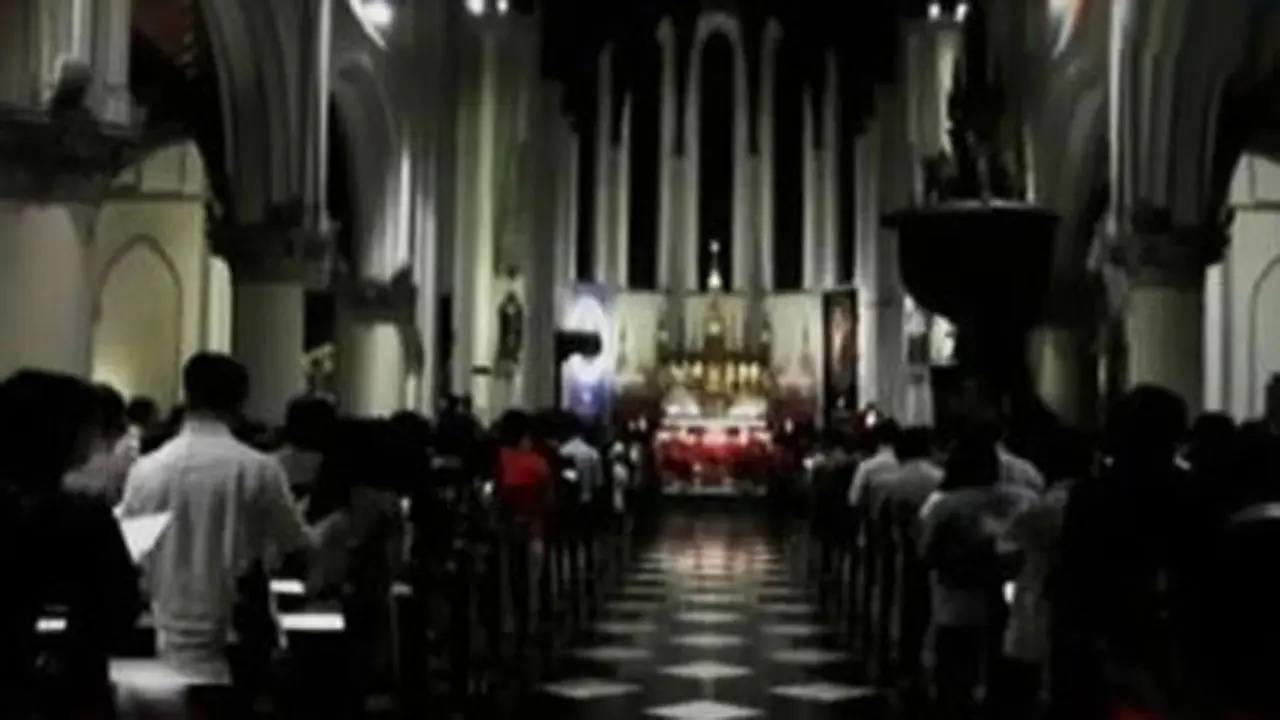 Segmen 2: Misa Natal di Gereja Katedral hingga di Gereja Merauke