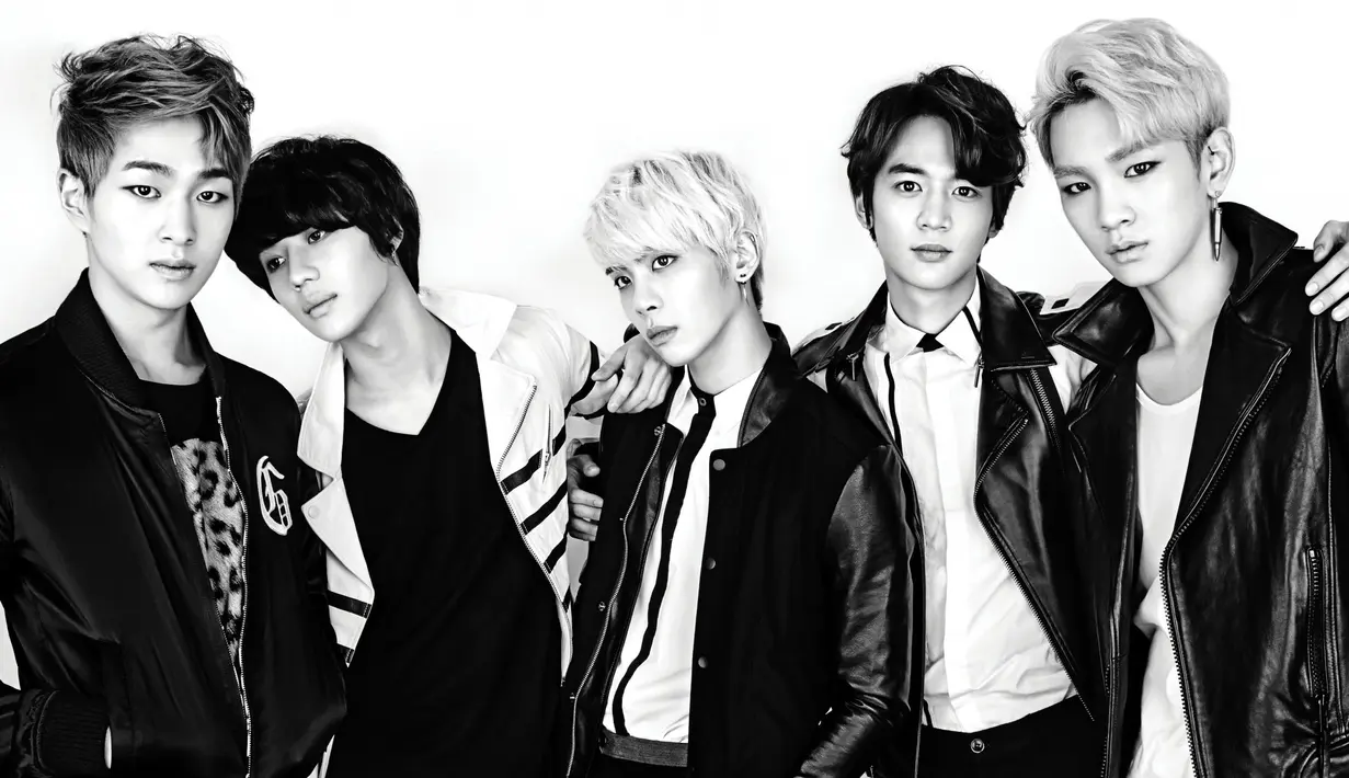 Pada akhir 2017, SHINee harus merelakan kepergian Jonghyun untuk selama-lamanya. Akan tetapi hal tersebut tak membuat SHINee untuk berhenti berkarya. (Foto: Soompi.com)