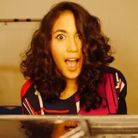 Selfie bersama Pevita Pearce