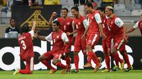 Pemain Tahiti merayakan gol Jonathan Tehau ke gawang Nigeria di Piala Konfederasi 2013. (AFP/Eitan Abramovich)