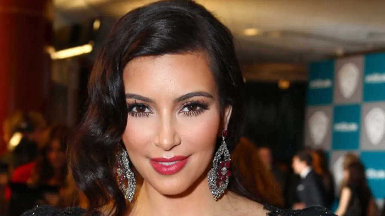 [Bintang] Kim Kardashian