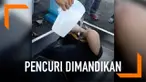 Usai diringkus warga, pencuri kotak amal masjid ini diberi hukuman. Yakni dengan cara dimandikan di tempat pemandian jenazah. Hukuman ini membuat si pencuri menangis.