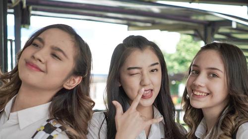 Qishloqlarda porno videolar