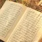 Al-Qur’an adalah kitab suci bagi umat Islam yang akan mendapatkan hadiah pahala bagi siapa saja yang membacanya.