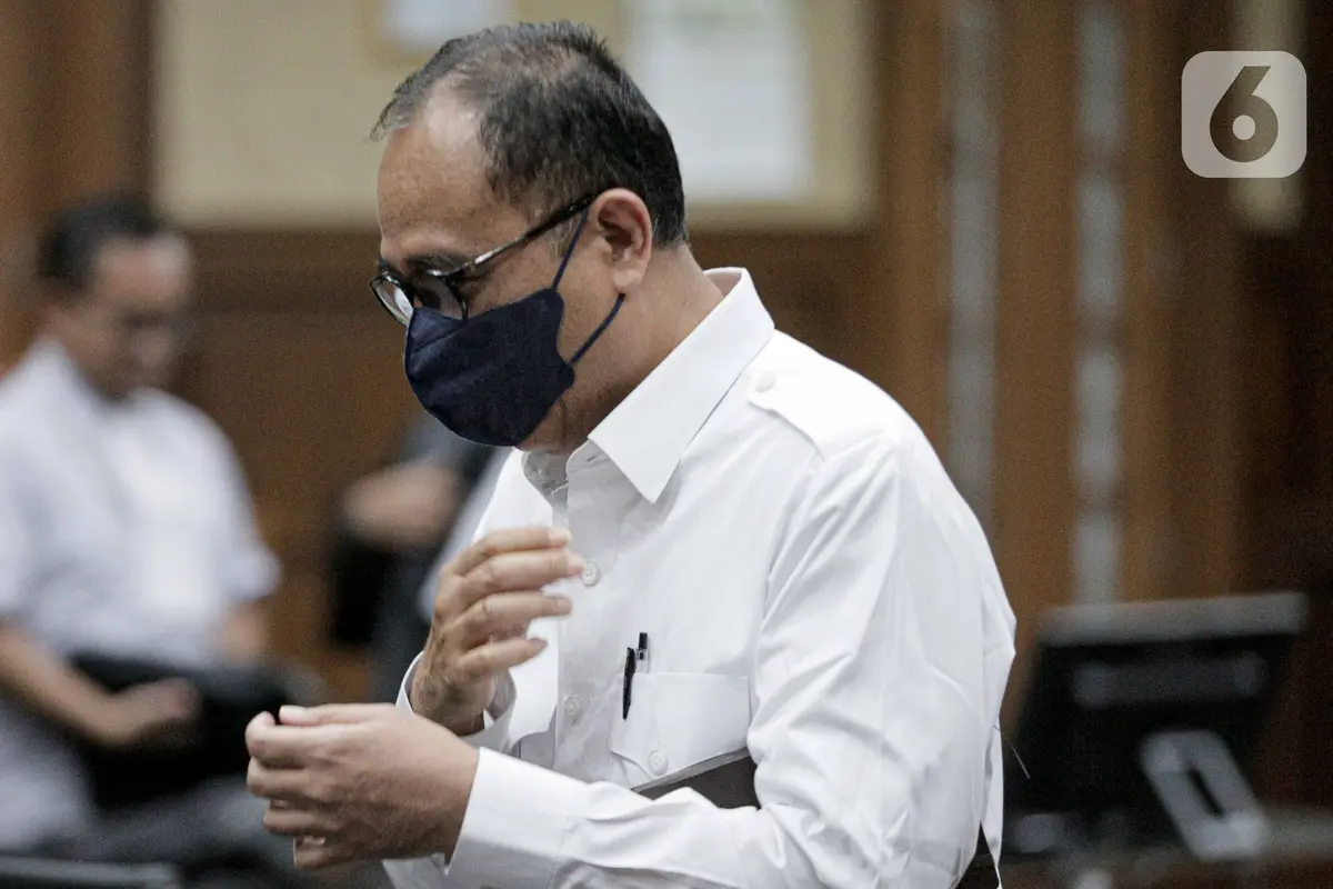 Sidang Vonis Mantan Pejabat Pajak Rafael Alun Ditunda