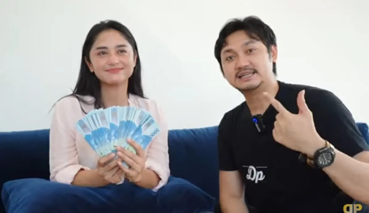 Dewi Perssik (Youtube/DEWI PERSSIK)