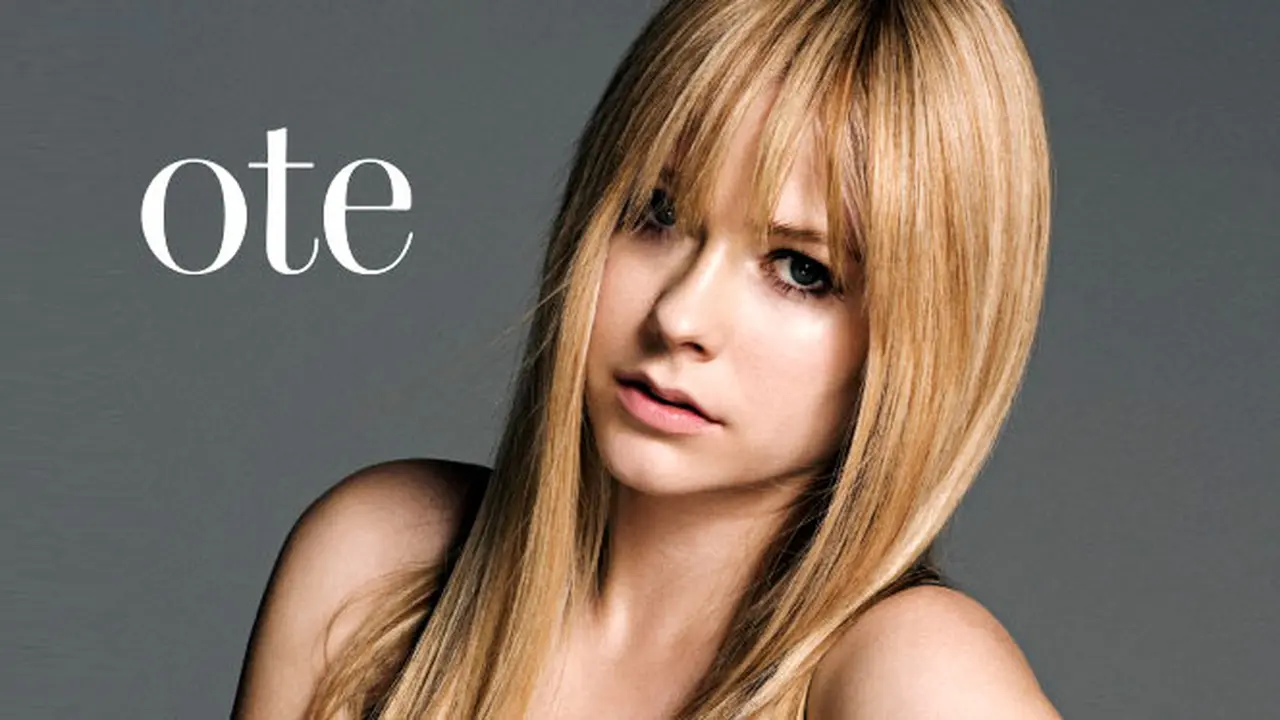 avril-131226b.jpg