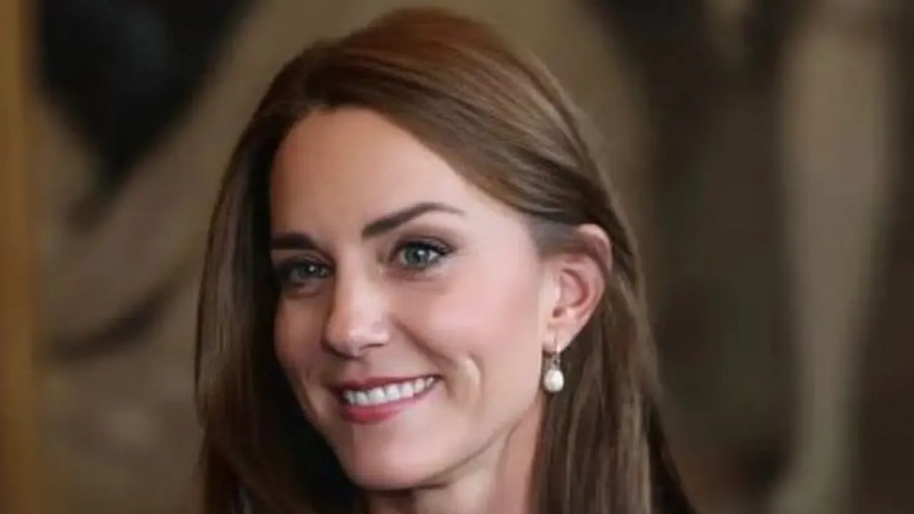 Penuh Makna, Ini Tampilan Perdana Kate Middleton Setelah Pemakaman Ratu Elizabeth II