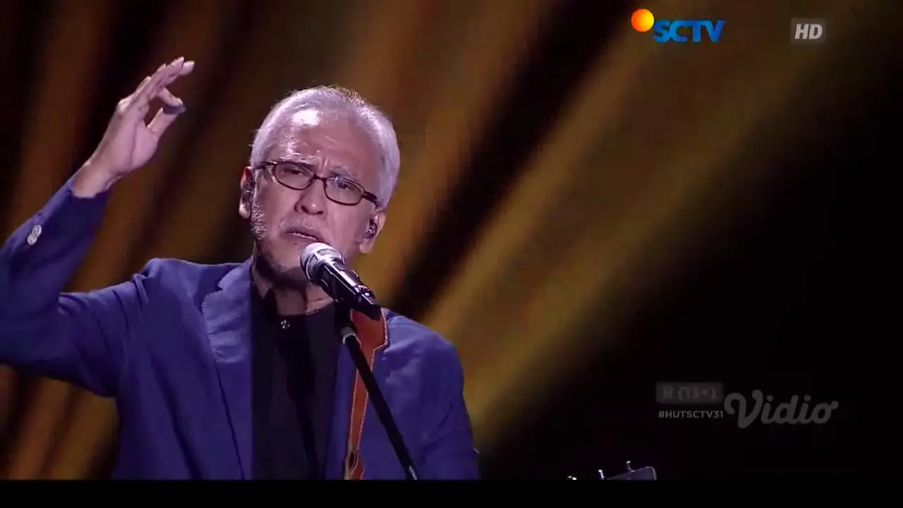 Iwan Fals dalam Acara Malam Puncak HUT SCTV 31 Xtraordinary