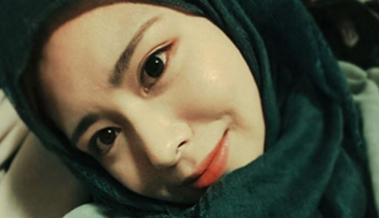 Cantiknya Ayana Moon Gadis Korea Yang Berhijab Foto Liputan6com