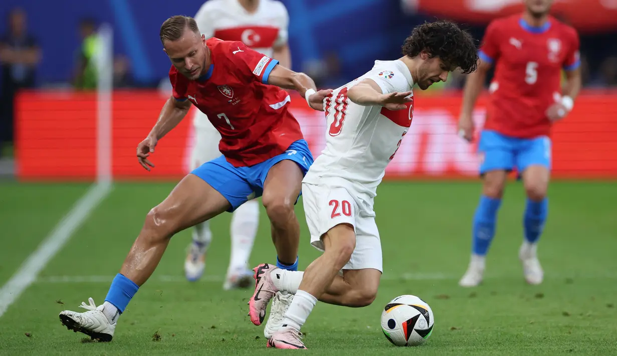 Ceko berada di peringkat terbawah dengan satu poin.  (Ronny HARTMANN/AFP)