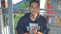 Panji Bagus membuat komik Lembusura yang bersandar pada cerita rakyat Kediri, Jatim tentang legenda Gunung Kelud. (Liputan6.com/Zainul Arifin)