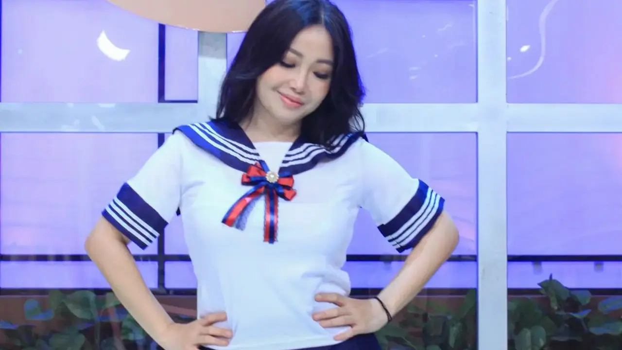 Chef Marinka cosplay jadi Sailor Moon di Junior Masterchef Indonesia (Foto: Instagram @rinrinmarinka)