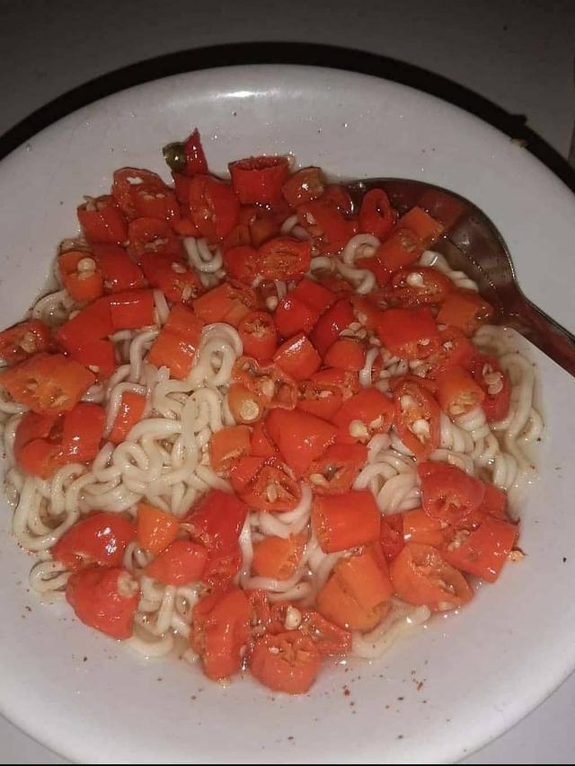 6 Menu Kombinasi ala Pencinta Pedas Ini Tak Biasa, Bikin Melongo