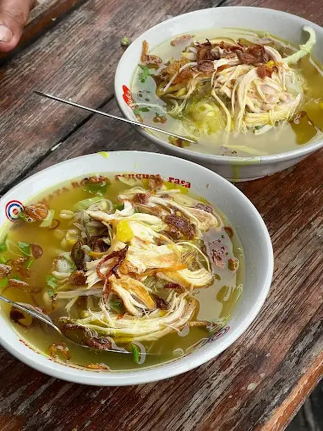 Soto Ayam Pak Karno