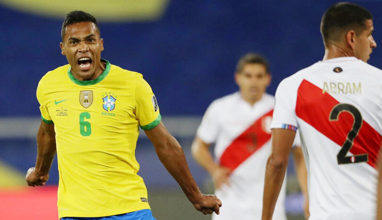 Empat gol Brasil masing-masing dicetak oleh Alex Sandro (12), Neymar (68), Everton Ribiero (89) dan Richarlison (93). (AP/Silvia Izquierdo)