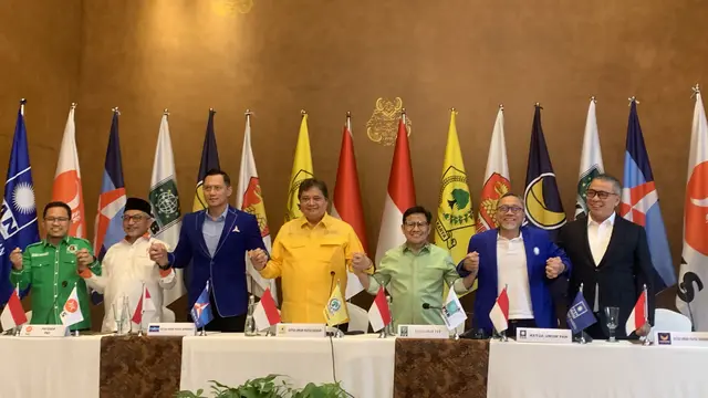 Ketua umum dan pimpinan partai politik parlemen berkumpul, untuk menolak sistem Proporsional Tertutup, Minggu (8/1/2023).