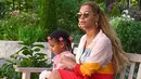 Bahagia bukan main ketika datang anggota keluarga baru di dalamnya. Beyonce dan Jay Z, baru saja dikaruniai anak kembarnya, seperti yang sudah dinantikannya sejak beberapa bulan belakangan ini. (Instagram/Beyonce)