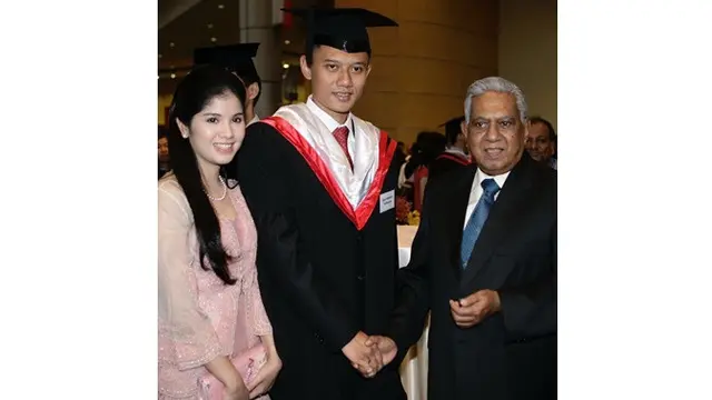 7 Foto Lawas Annisa Pohan dan AHY, Setia Mendampingi