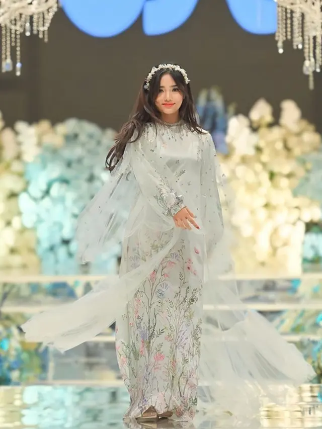 Inspirasi Baju Kondangan Fuji An: