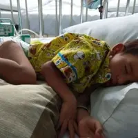 Inilah cerita Asdkan Alp Li Adam, bocah yang sakit Ileus Melena dan kini tengah mengharapkan bantuan dari masyarakat Indonesia. (Foto: KitaBisa.com)