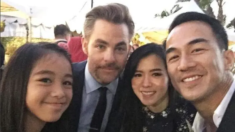 Keluarga Joe Taslim dan Chris Pine